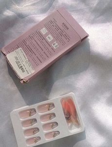 Nails Tips Professional Design
