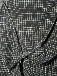 Chic Sleeveless Dark Blue Plaid Knot Front Top