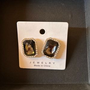 Elegant Stud Earrings