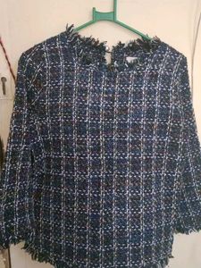 Stylish Tweed Jacket with Frayed Edges