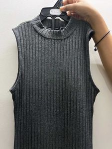 Sleek Ribbed Knit Midi Dress