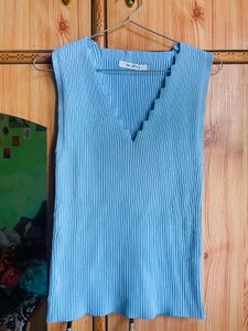 Baby Blue Ribbed V-Neck Sleeveless Top