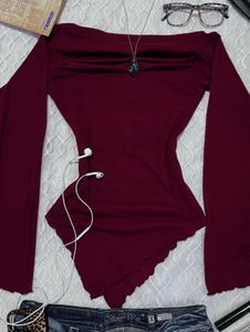 Off Shouldered Slit Top