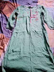 Light Green Embroidered Kurta