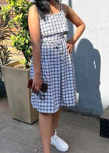 Chic Plaid Midi Dress| black n white