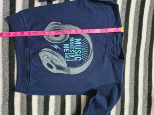 Graphic Warm Sweatshirt for 6 to 8 year old