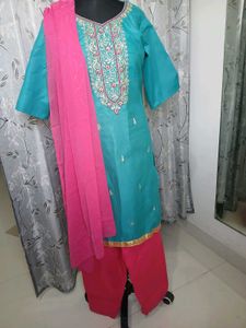 Teal Kurta Set with Pink strat pant  and Dupatta