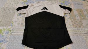 Men's Colorblock Quarter Zip T-Shirt