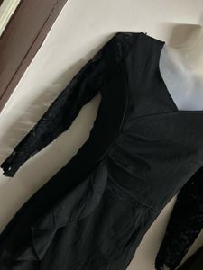 Chic Black Lace Sleeve Wrap Dress