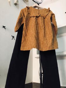 thrifted jeans and top set. 🎗️🕶️👜