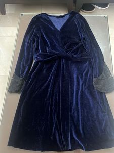 Elegant Blue Velvet Dress