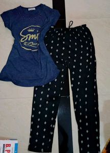Stylish Blue Smile Queen T-shirt and lower set