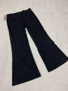 Comfortable Black Wide-Leg Pants