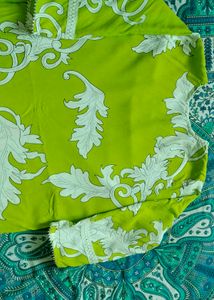 Vibrant Green Kurta set with Leaf Print