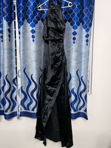 Savana Elegant Black Halter Neck Gown