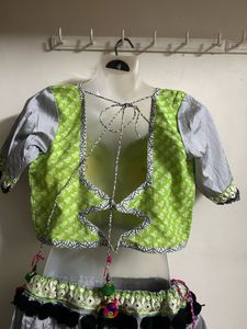 Stylish Lehenga Choli Set