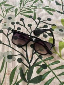 Classic Black Wayfarer Sunglasses
