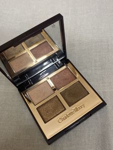 Charlotte Tilbury eyeshadow
