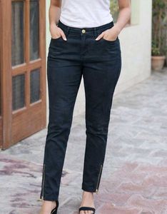 Black Jeans