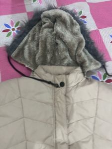 Stylish Padded Winter Jacket with Fur Hood