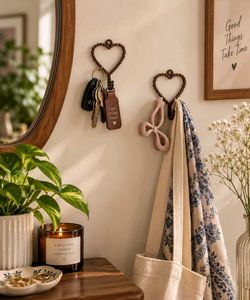 Heart-Shaped Wall hooks