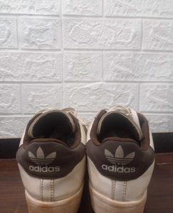 Adidas Superstar Sneakers