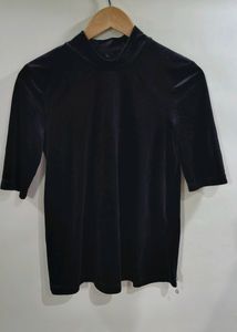 Vero Moda Black Velvet Top!