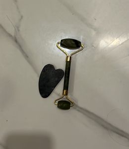 New Gua Sha And Jade Roller