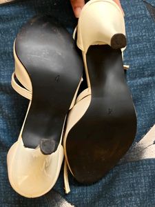 Elegant Off White Bow Heels