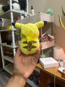 Cute Pikachu Plush Toy