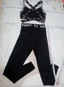 Nike Indy Criss Cross Sports Bra and leggings