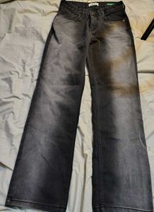Glitchez Worn Grey Straight Fit Jeans
