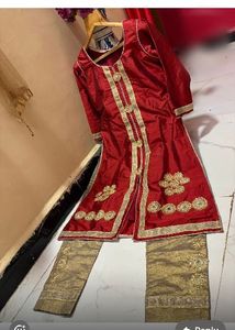 Red &amp; Gold Embroidered Kurta Set