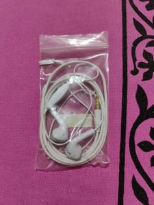 Ear phone