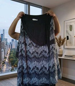 Plus Size Stylish Wrap Dress with Abstract Print