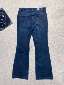 Women's boot cut Blue Jeans