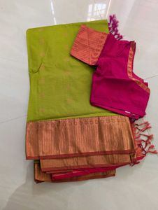 Elegant Pink &amp; Parrot Green Soft Silk Blend Saree