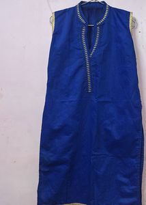 Blue Embroidered Sleeveless Kurta