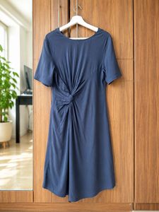 Chic Grey Twist-Front Midi Dress