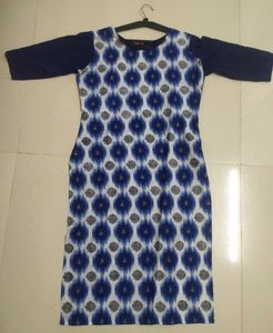 Chic Blue &amp; White Print Dress