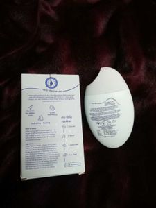 Moody 7D Hydro Burst Hybrid Water Sunscreen SPF50