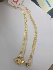 Elegant Gold Chain Necklace