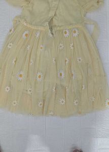 Cute Yellow Daisy Dress