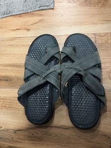 Hush puppies leather sandals