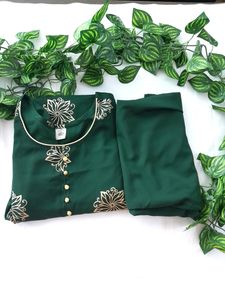 Dark Green Kurta Set(Women's)