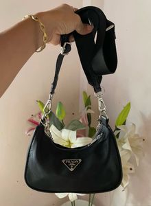 Prada (Copy Bag)