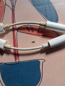 Lightning to 3.5mm Headphone Adapter