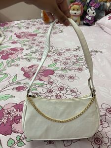 White Shoulder Bag with Gold Chain