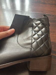 Black Quilted Ankle Boots Unisex
