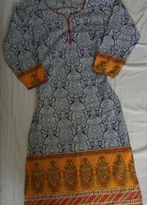 Blue &amp; White Damask Printed Kurti